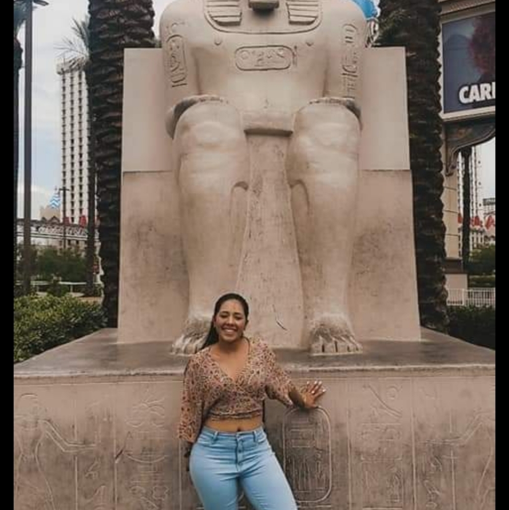 Criss- cross or tie up crop top! 😜